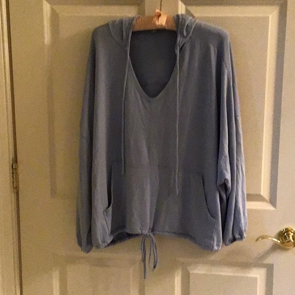 Aeri Hoodie